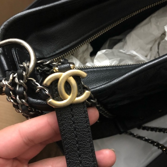 Chanel Gabrielle medium goatskin - Picture 8 of 11